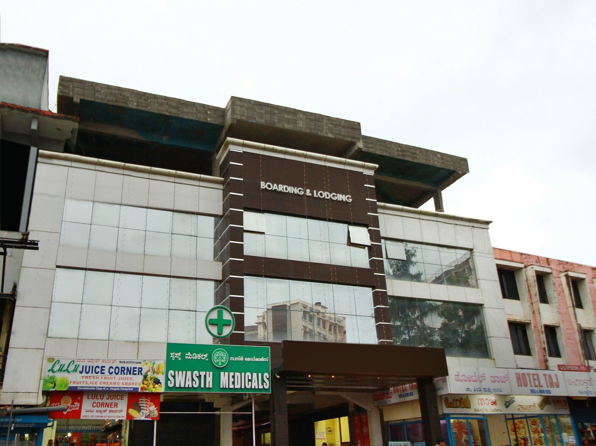 Oyo 14163 Comforts Inn Mangaluru Exterior foto